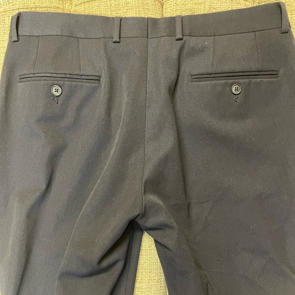 Men’s Van Heusen navy dress pants 32W 30L - Picture 5 of 5